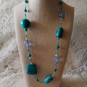 Elegant Turquoise and Clear Beaded Necklace